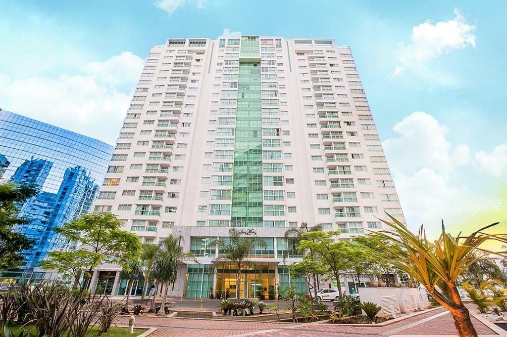 Ed Saint Moritz, Flat Com Garagem 01, Shn No Coracao De Brasilia Apartment Ngoại thất bức ảnh